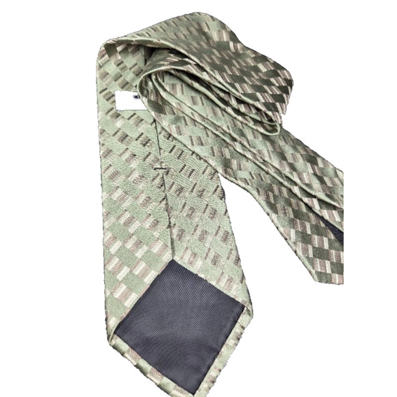 Covington Men's Silk Necktie Green Gold Design Long 3" Wide - Picture 4 of 5